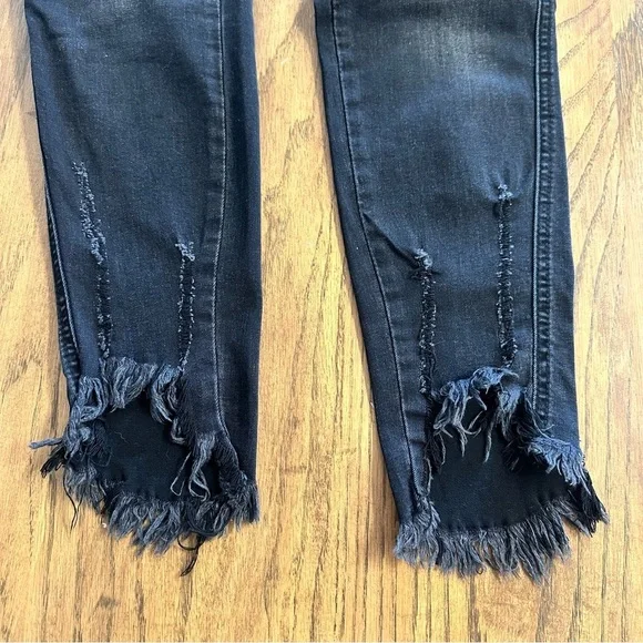 White Birch Distressed Skinny Jeans Raw Hem Black Gray Size Small - Picture 6 of 11
